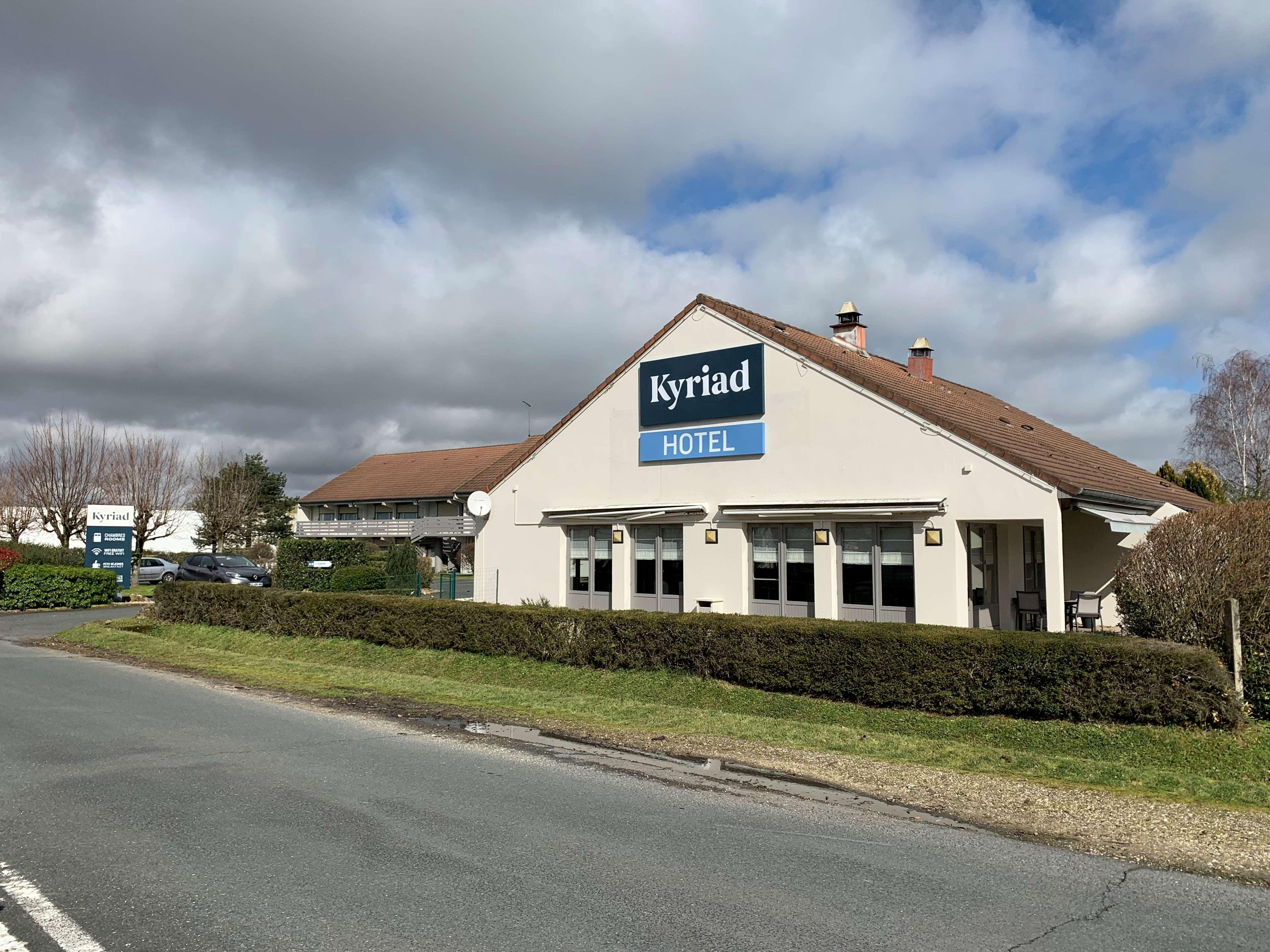 Kyriad Chateauroux - Saint-Maur Dış mekan fotoğraf